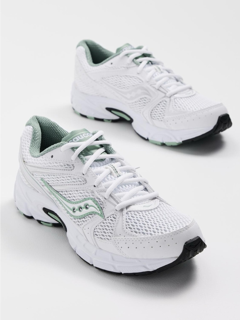 New Saucony Ride Millennium Sneakers White Green